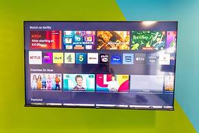 Cosy Spacious Studio Available