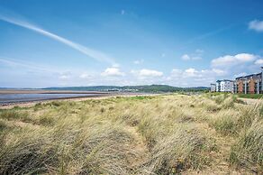 Beach View - 2 Bed Apartment - Llanelli