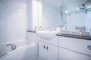 Beach View - 2 Bed Apartment - Llanelli