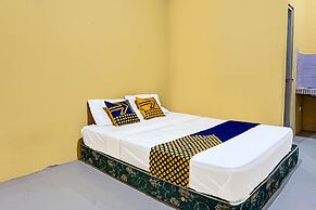 SPOT ON 91756 Alif House Syariah