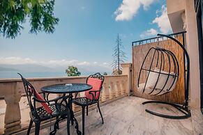 DELLAGO LUXURY HOTEL SAPANCA