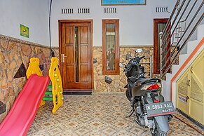 OYO 91928 Noril Haromain Homestay Syariah