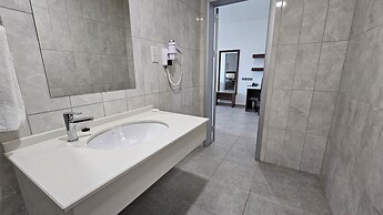 Dorana Residence