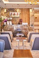 IRIS INN NARJIS