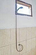 OYO 92005 Jabu Sihol