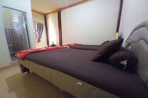 OYO 90731 E-kreasi Home