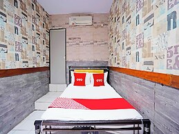 OYO 91415 De Wijaya Hotel