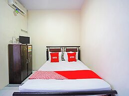 OYO 91415 De Wijaya Hotel