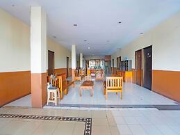 OYO 91415 De Wijaya Hotel