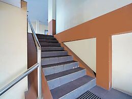 OYO 91415 De Wijaya Hotel