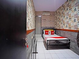 OYO 91415 De Wijaya Hotel