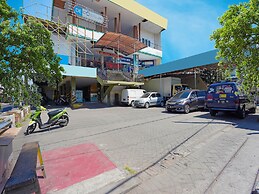 OYO 91415 De Wijaya Hotel