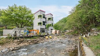 Gapyeong Soopia Pension