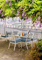 Maison Bleue by Vila Foz