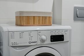 Apartment With Garden Poznan by Renters