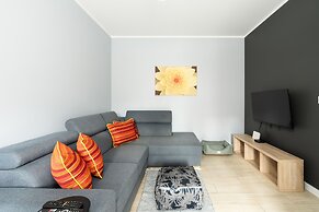 Apartment With Garden Poznan by Renters