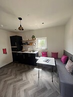 Goodstay Lodges by Urban Space