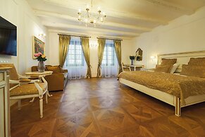 SPA BEERLAND CHATEAUX - At Golden pear