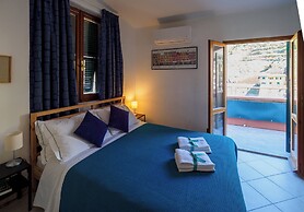 Casa Teresa with AC and Balcony