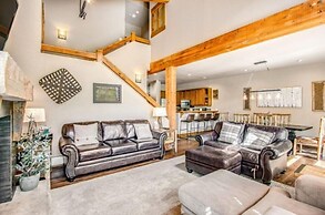 Lovely Townhome a Half-mile From Keystone Gondola W/shared Hot-tub & E