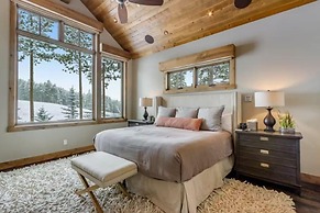 Luxurious 6-bedroom Ski-in/ski-out Home, Very Spacious, With Private h