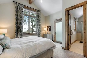 Luxurious 6-bedroom Ski-in/ski-out Home, Very Spacious, With Private h