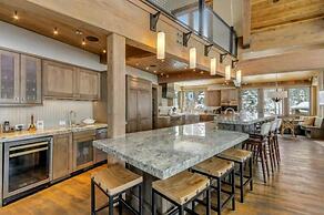 Luxurious 6-bedroom Ski-in/ski-out Home, Very Spacious, With Private h