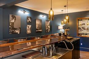 The North Hero House Inn & Restaurant