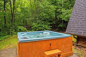 Sugar Bear Cabin with Hot Tub
