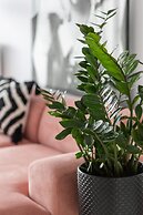 Trendy Warsaw Apartment by Renters