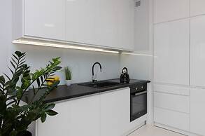Trendy Warsaw Apartment by Renters