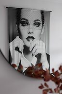 Trendy Warsaw Apartment by Renters