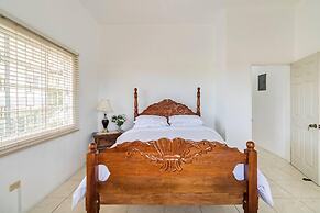 Lovely 1-bed in Montego Bay-rose View Apartment