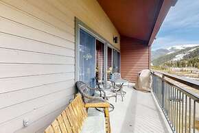 2 Bedroom Montezuma Condo at Lakeside Village - Shuttle to Slopes!