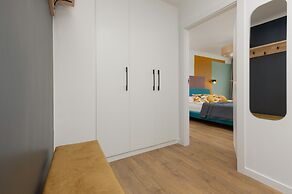 Piękna Apartment Downtown by Renters