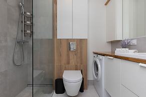 Piękna Apartment Downtown by Renters