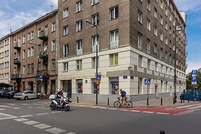 Piękna Apartment Downtown by Renters