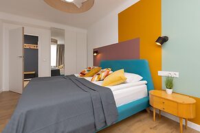 Piękna Apartment Downtown by Renters