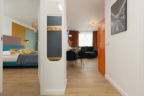 Piękna Apartment Downtown by Renters