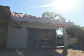 OYO 92608 Penginapan Mc Lodge