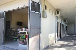 OYO 92608 Penginapan Mc Lodge