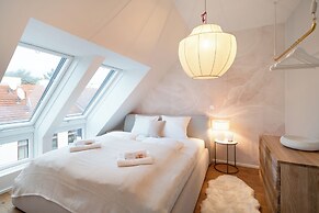 Vienna Heights Premium Apartments