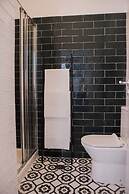 Succeed Campo Pequeno Suites