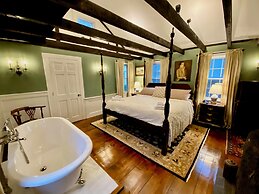 Silsbee's by Daniels House