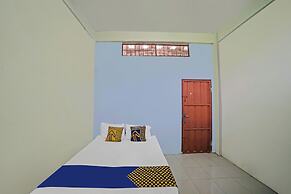 SPOT ON 92600 Mandiri Inn