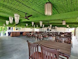 Golden Chariot Hotel Daman