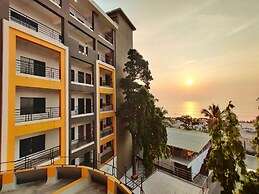 Golden Chariot Hotel Daman