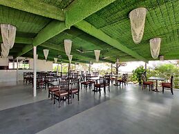 Golden Chariot Hotel Daman