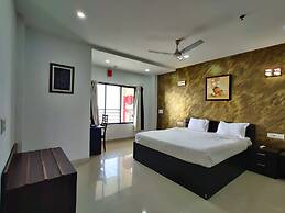 Golden Chariot Hotel Daman