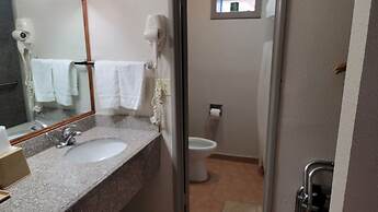 Copa Budget Inn